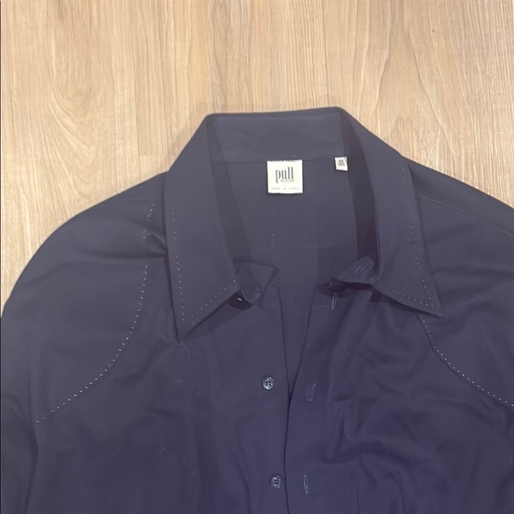 Black Classic Dress Shirt with Long Sleeves - Picture 4 of 11